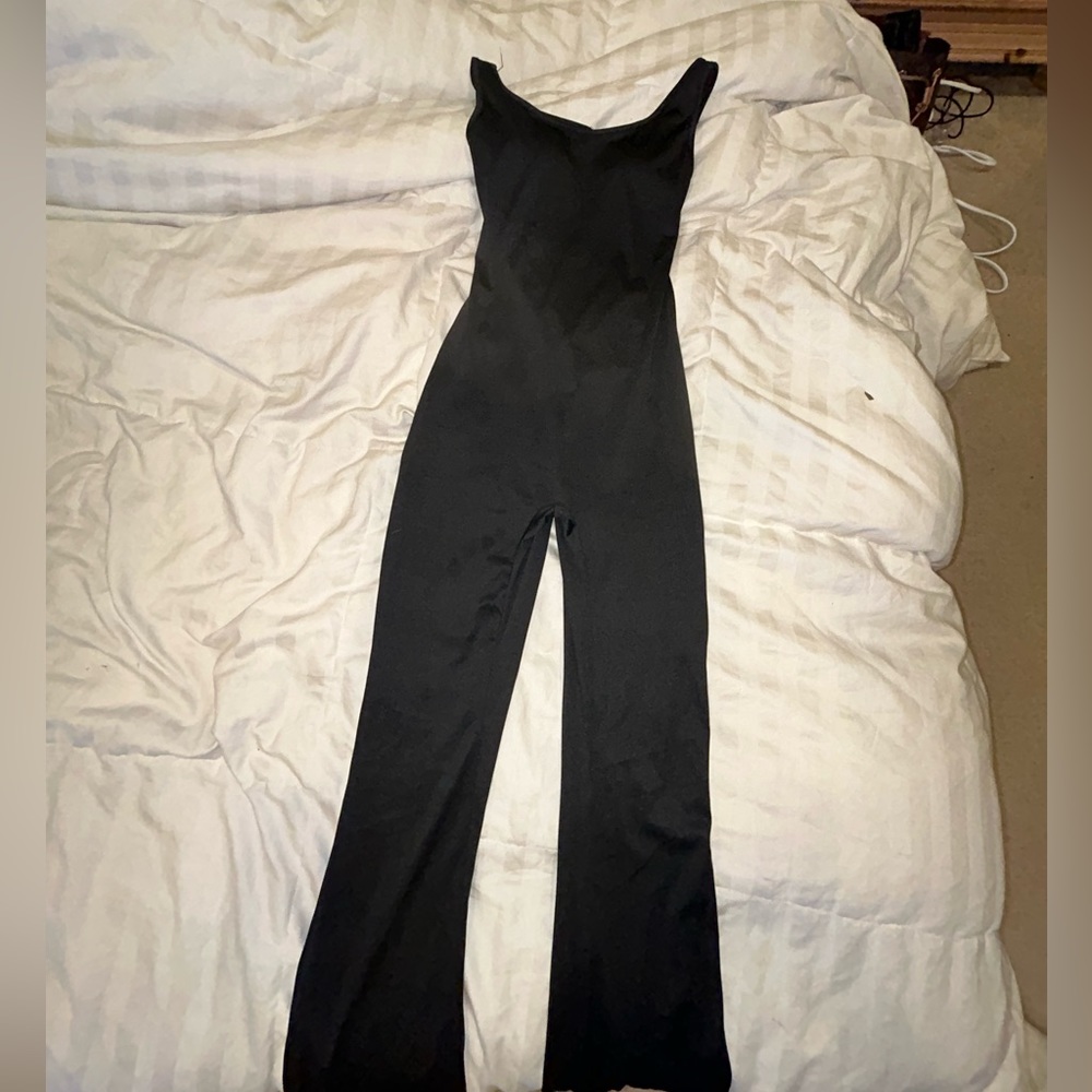 Viral, black, scrunch butt jumpsuit